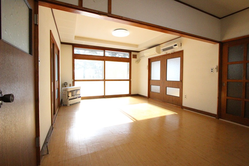 北海道北見市美山町南９丁目36番地134 リビング