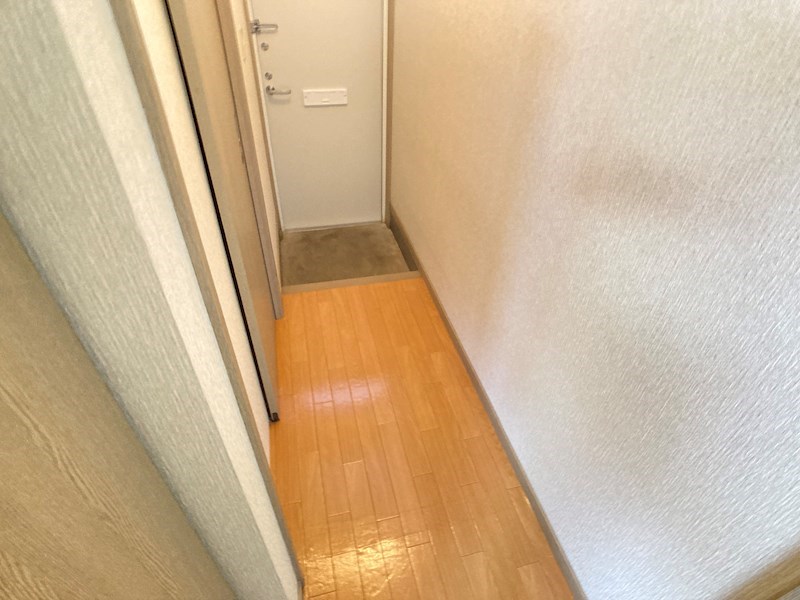 カーサヴィオラ 玄関
