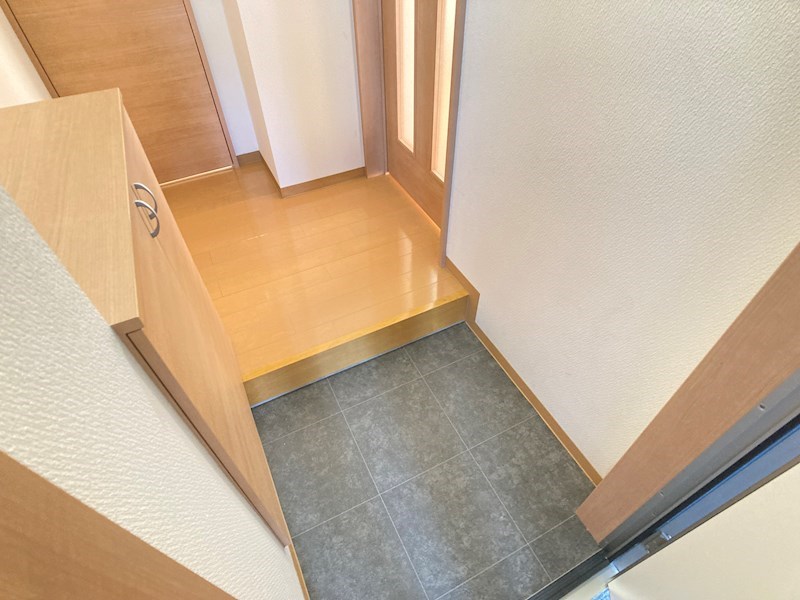 エクセルハイム７ 玄関