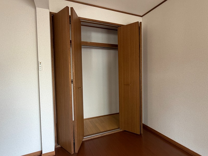北海道北見市とん田東町541番地73 収納