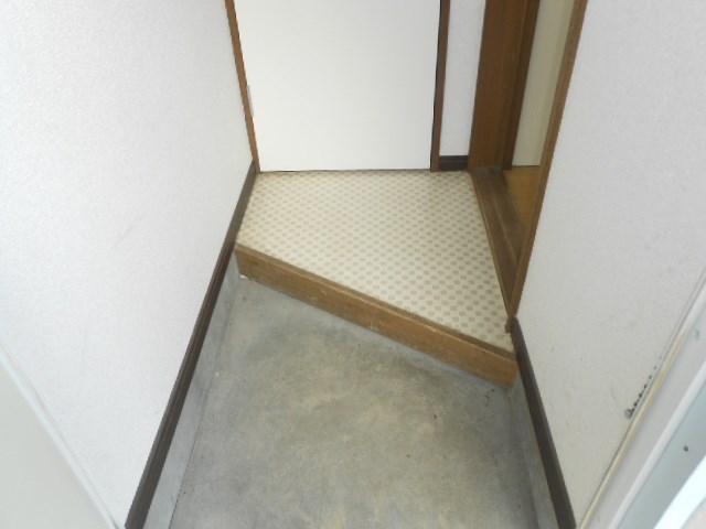 ハイツフロックス 玄関