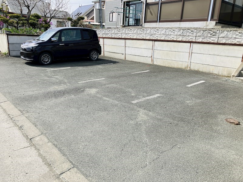 Ｍヒルズ 駐車場