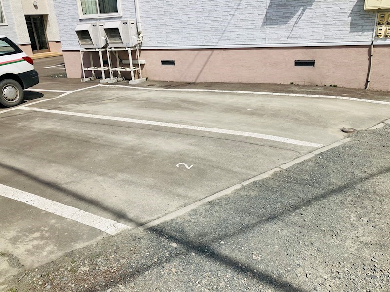 サンプレイスＷⅠ 駐車場