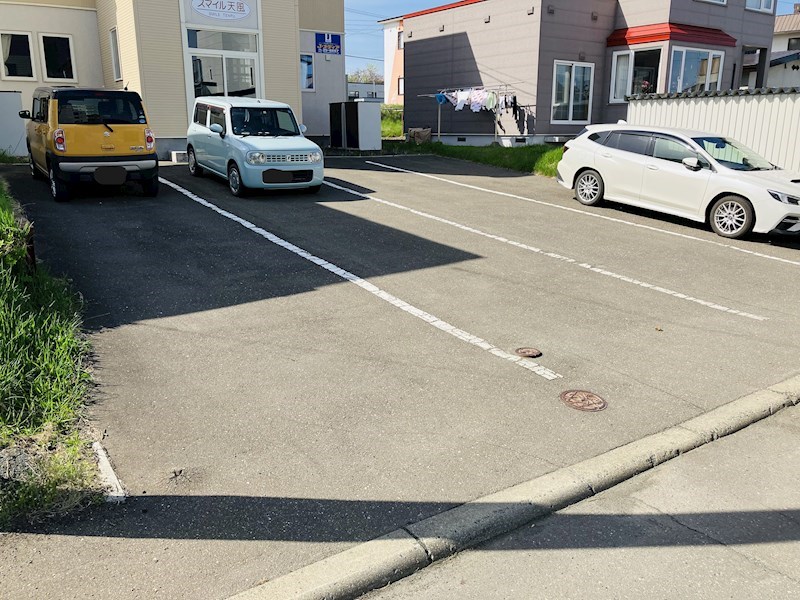 スマイル天風 駐車場