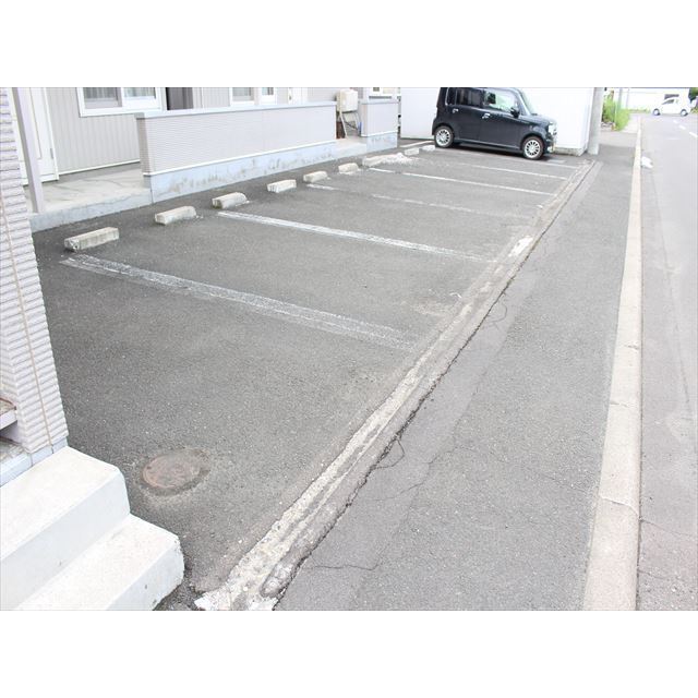 アプレーリ 駐車場