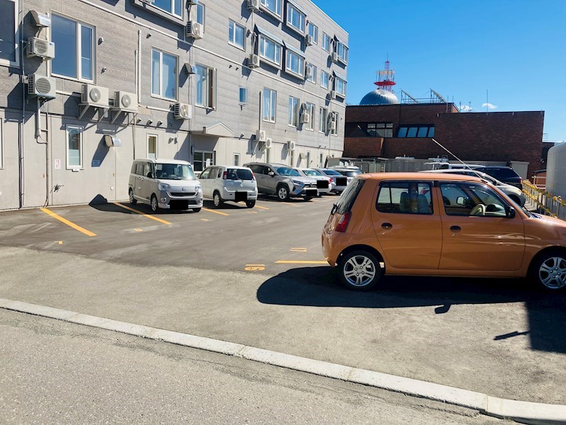 ナカシン中央ビル 駐車場