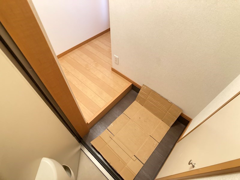 ナカシン中央ビル 玄関