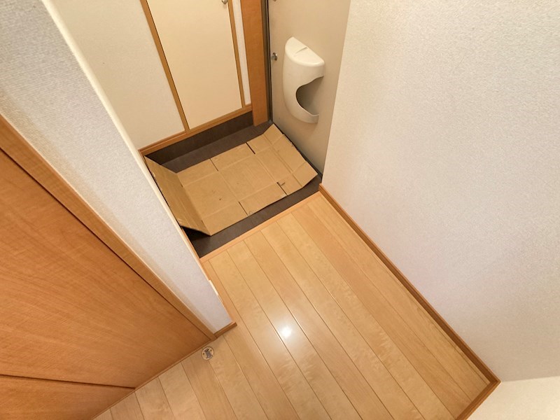 ナカシン中央ビル 玄関