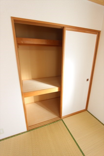 北成ビル 収納