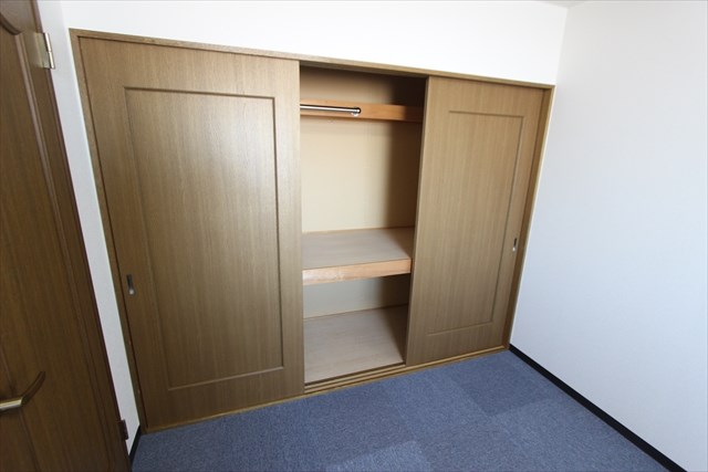 北成ビル 収納