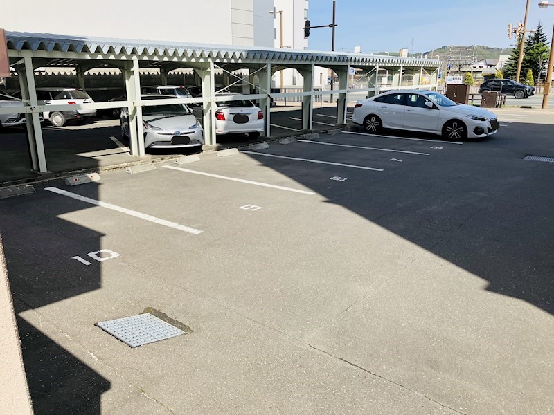カサ・ミラ 駐車場