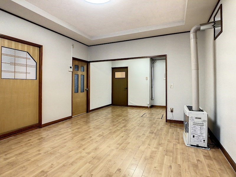 北海道北見市美山町南８丁目39-46 リビング