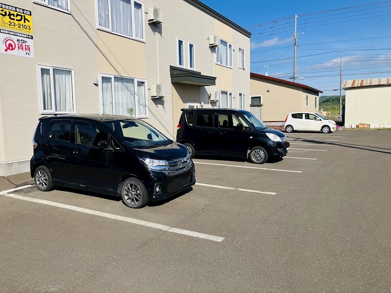 ハイツ恵 駐車場