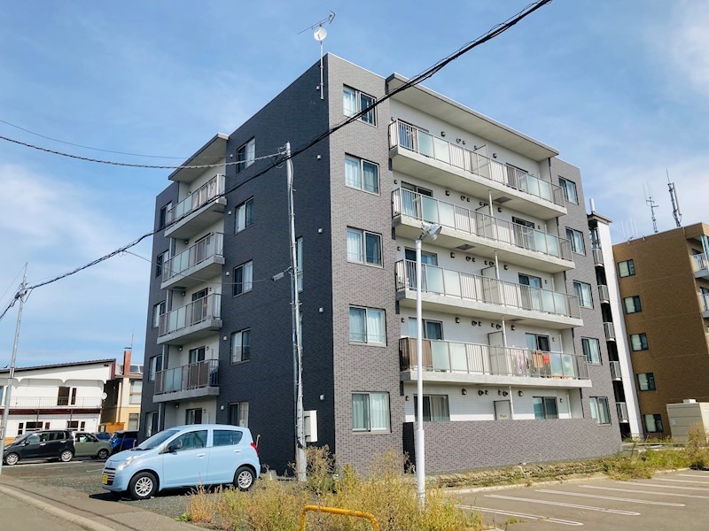 クレストパレス 外観
