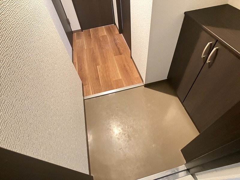 クレストパレス 玄関