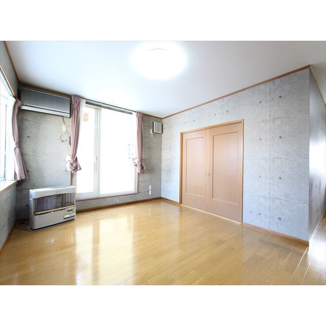 北海道北見市錦町156番地4  リビング