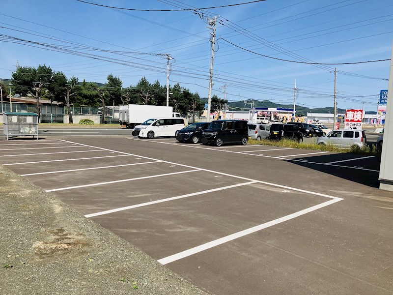 コーポライブリー 駐車場