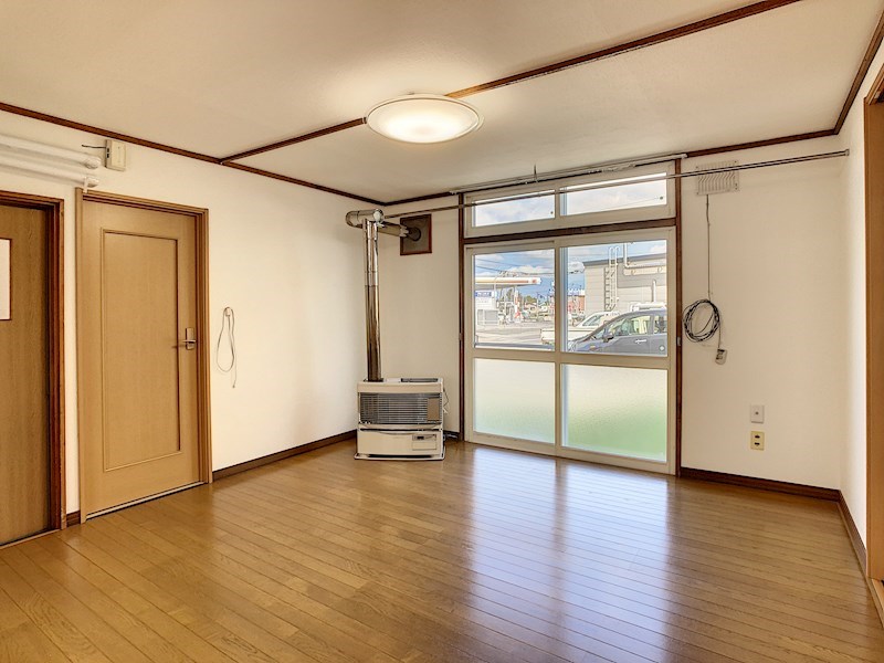 北海道北見市末広町168-10 リビング
