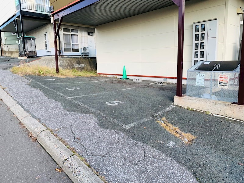 青空美芳ききょう 駐車場