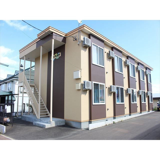 サンプレイス 外観