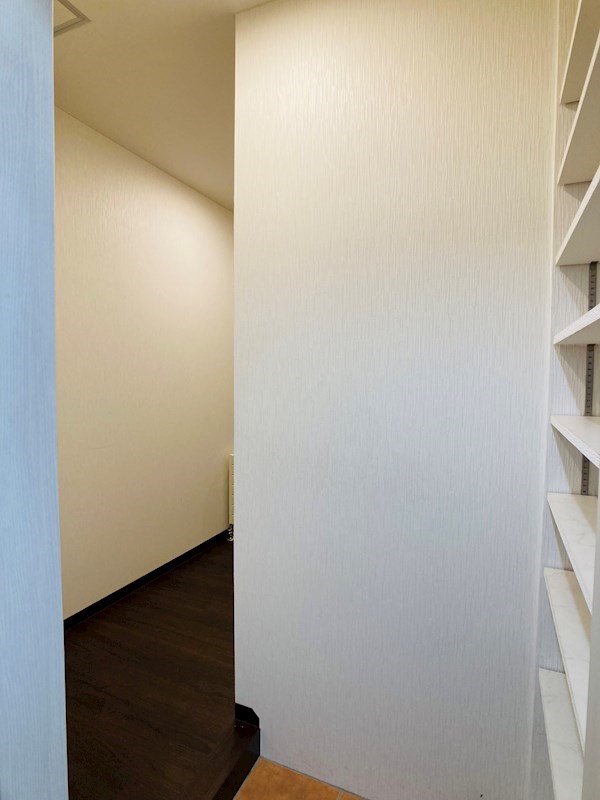 オアシスビル 玄関