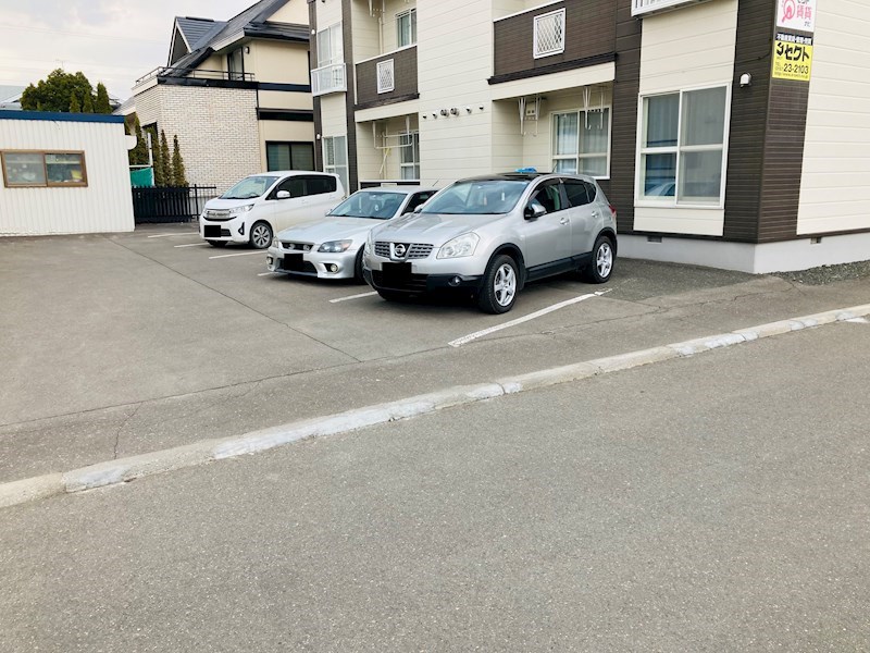 ドリームハイツＡ棟 駐車場