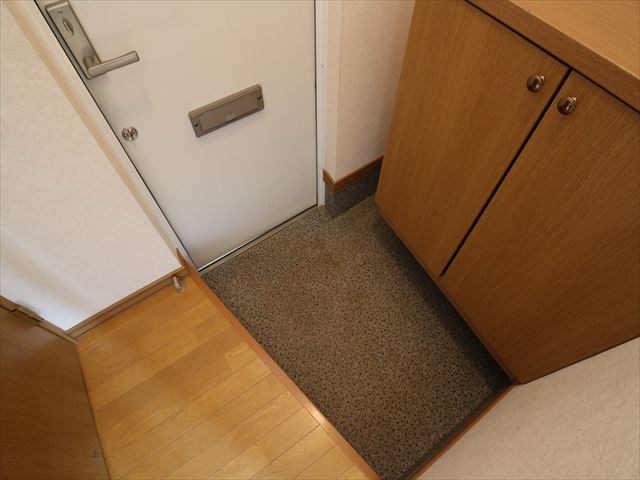 リバティパオ 玄関