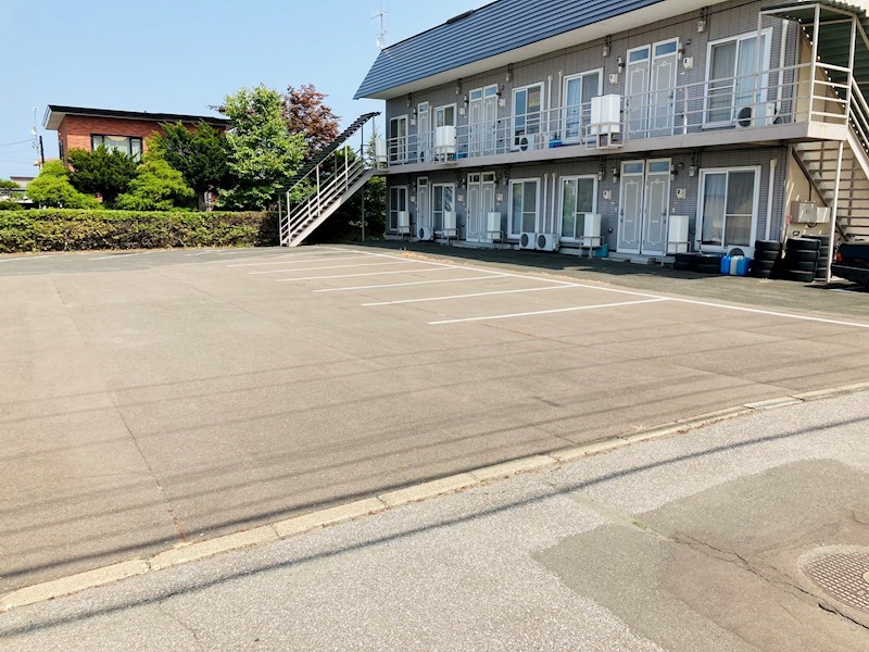 錦ハイツ 駐車場