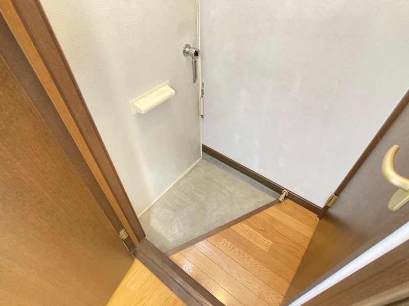 オニオンハイツ西富 玄関