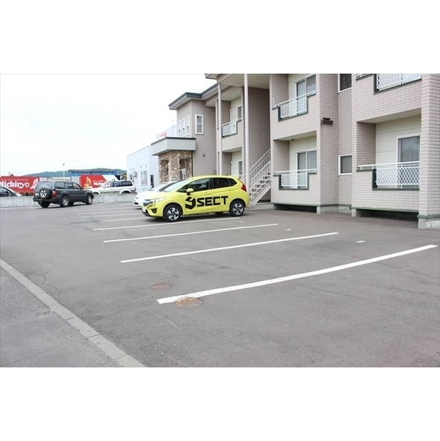 ヴィクトリー 駐車場