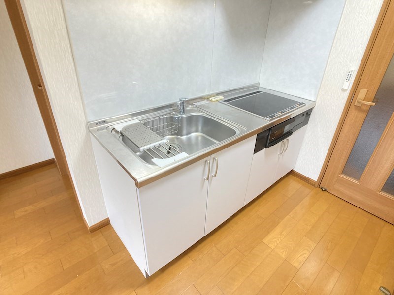 スーパーハイム三輪 キッチン
