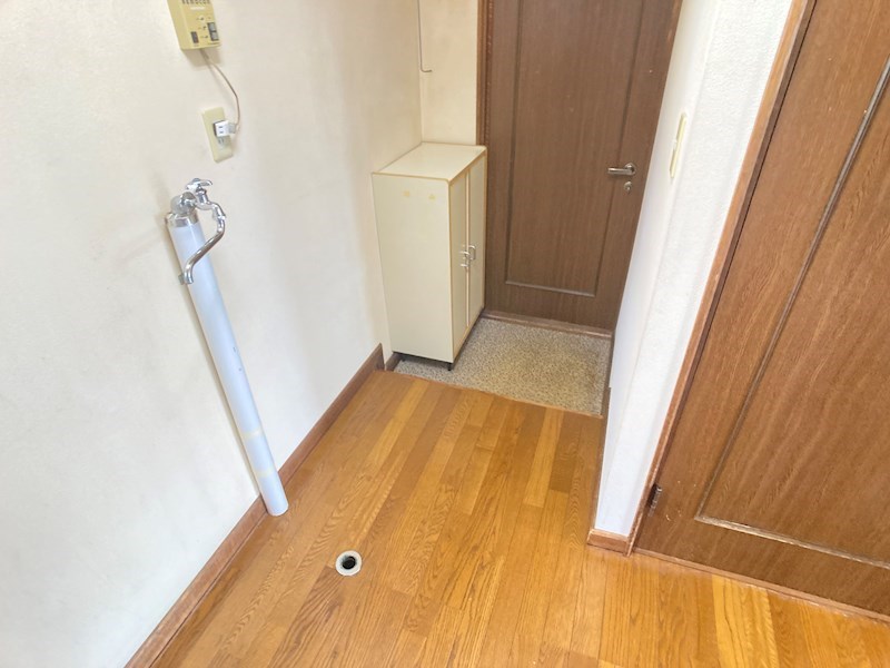 大黒谷ハイツ 玄関