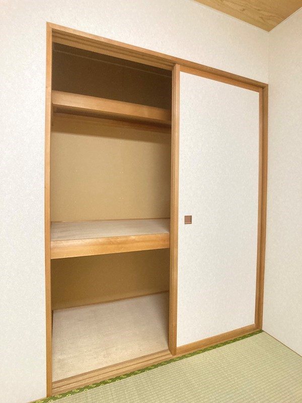 北成ビル 収納