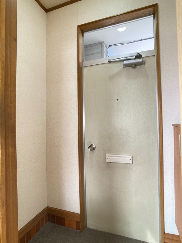 コーポラスウイング 玄関