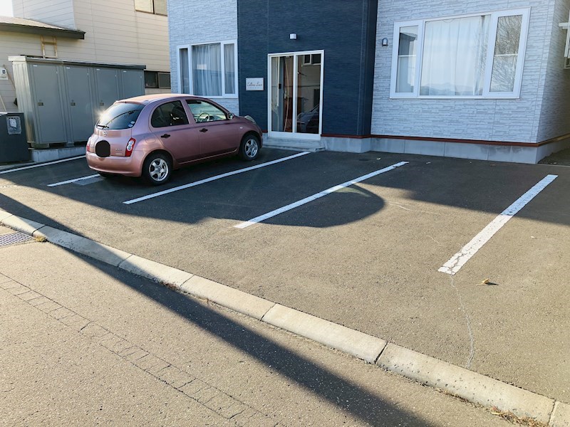 Collina Luce（コリーナルーチェ） 駐車場