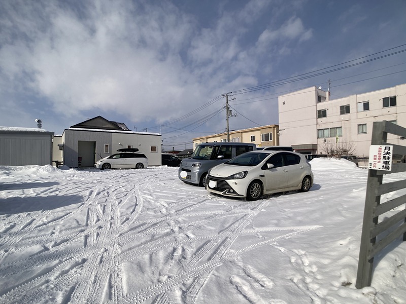 あいおいビル 駐車場
