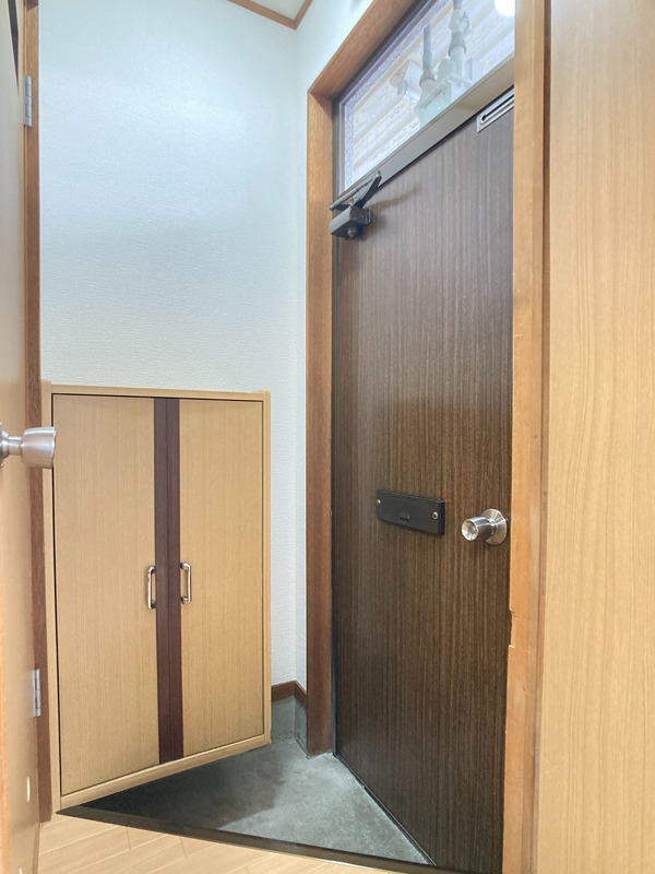 本町コーポ 玄関
