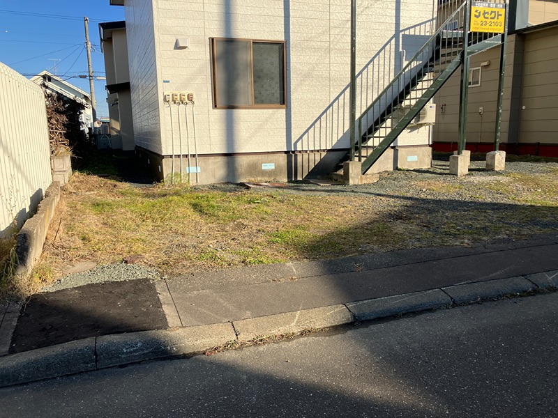 バウ 駐車場