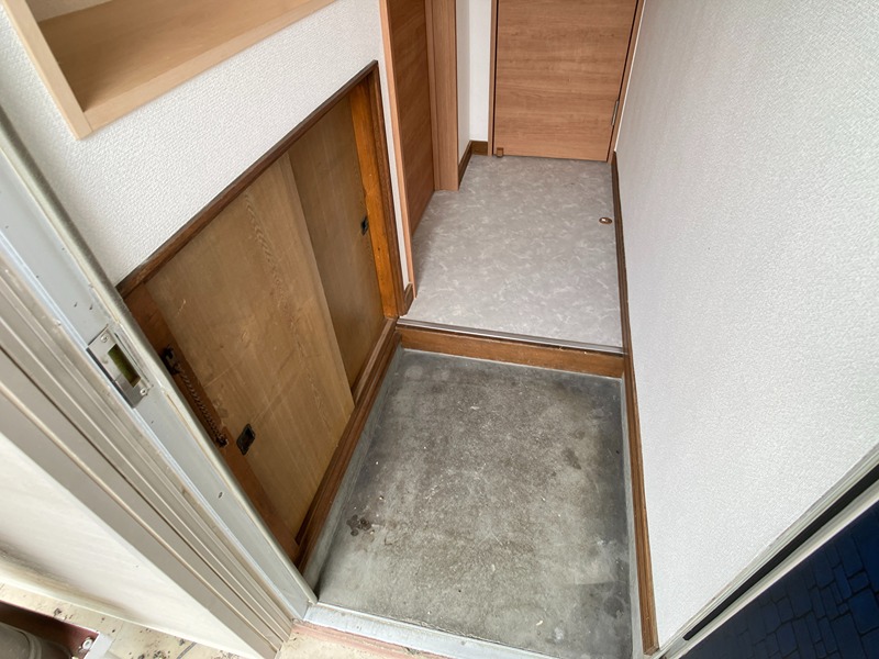 コーポ佐藤 玄関