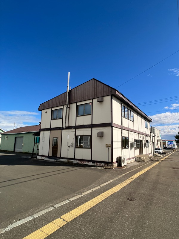 川尻事務所（小泉） 駐車場