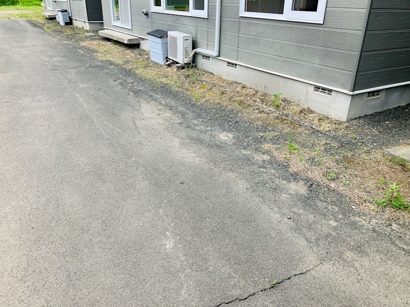 北海道北見市大正64-8 駐車場
