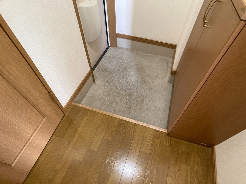 エフォールA 玄関