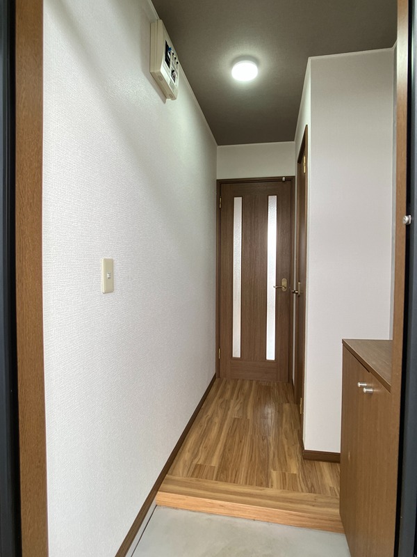 アプリコットあおばA 玄関