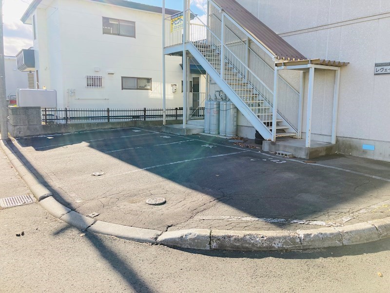 シティハイムレヴェイヨン 駐車場