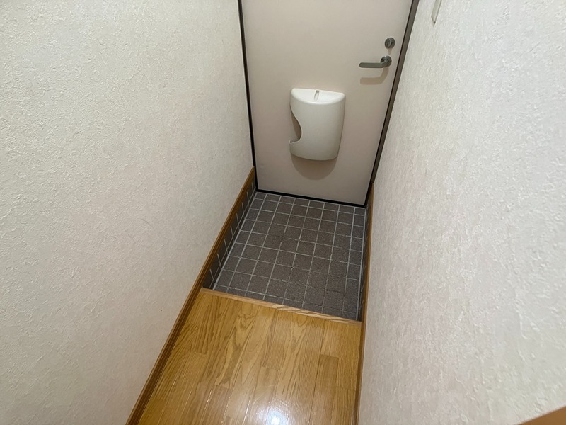 アナザーラピュタ 玄関
