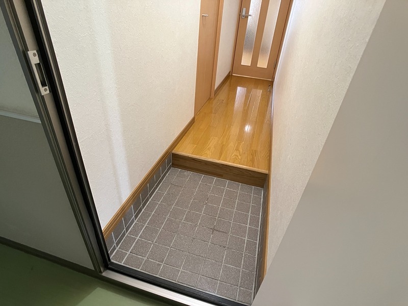 アナザーラピュタ 玄関
