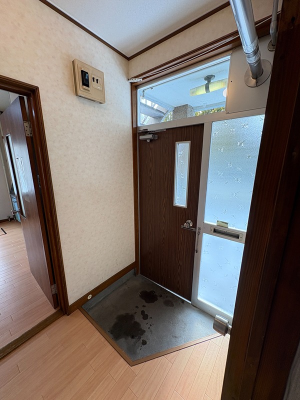 光風荘B 玄関