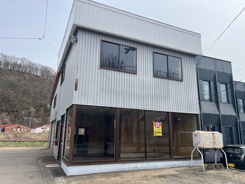新町2丁目8-13店舗 外観