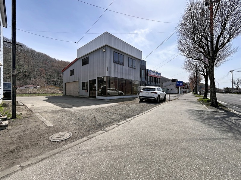新町2丁目8-13店舗 外観