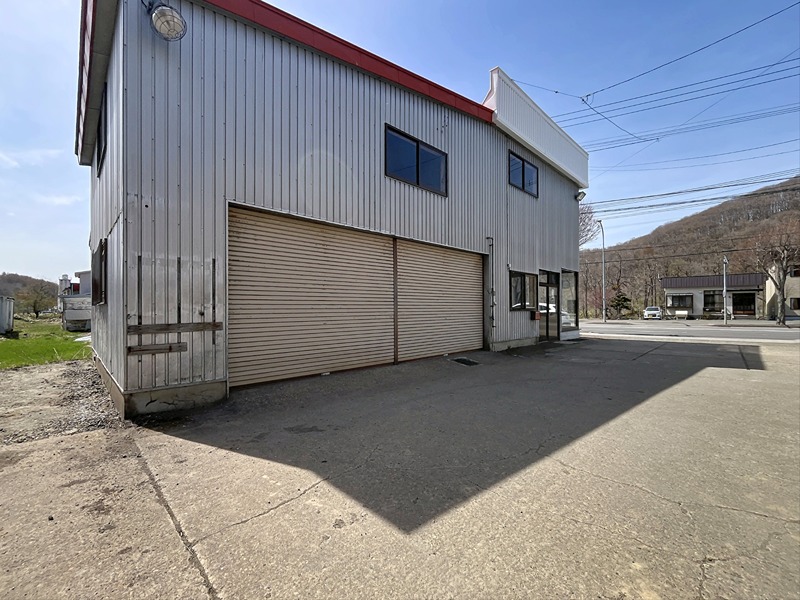 新町2丁目8-13店舗 外観